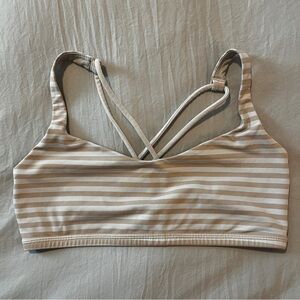 Lululemon free to be bra